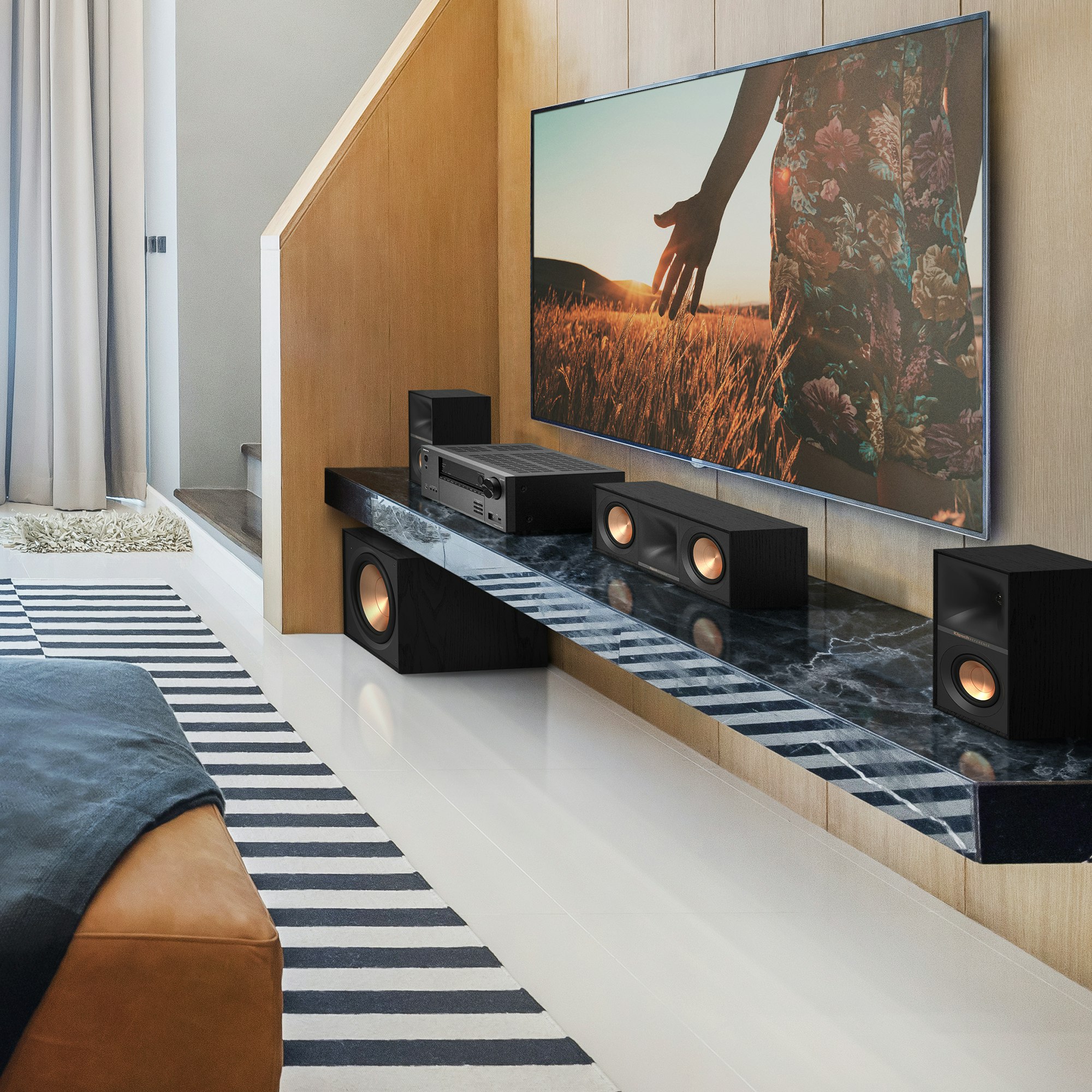 Reference Subwoofer R-101SW in a small 3.1 home theater setting